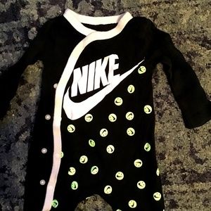 Nike pjs